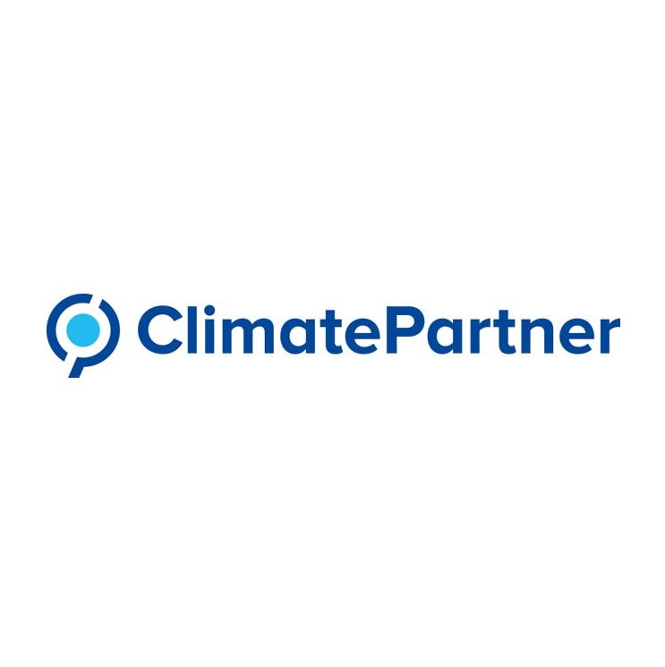 Logo Publisher Consultants kooperiert mit ClimatePartner